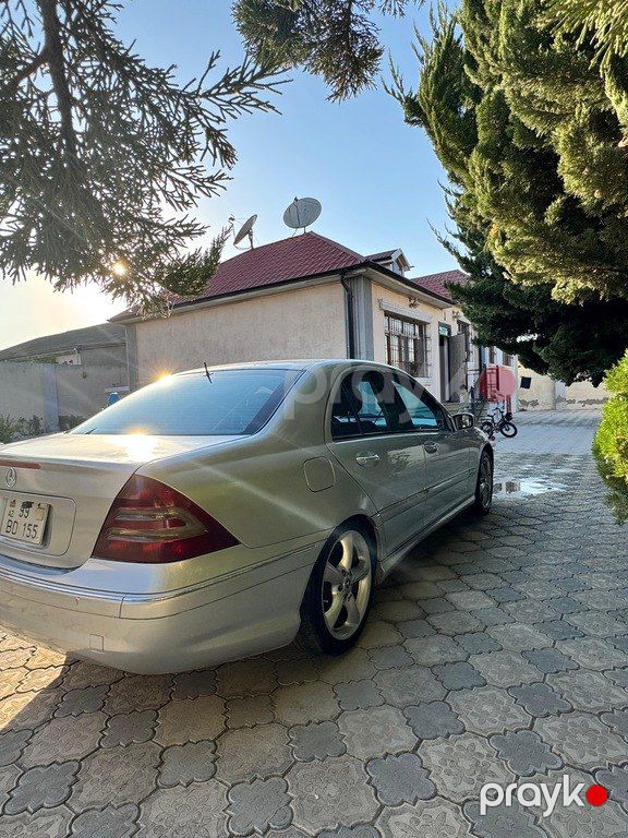 Mercedes C 230, 2.5 L, 2005 il, 326 000 km — Avtomobillər, Bakı (4)