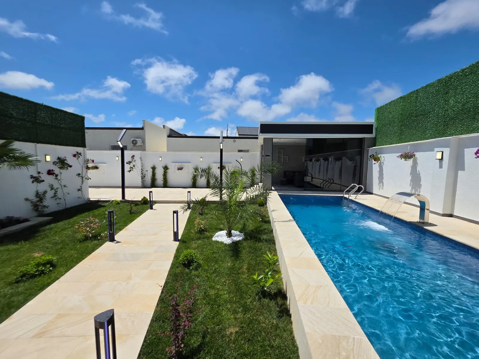 Şüvəlan, 4 otaqlı Həyət evi satılır - 200 m², 2 mərtəbə, 4 sot — Ev, villa, Bakı (6)