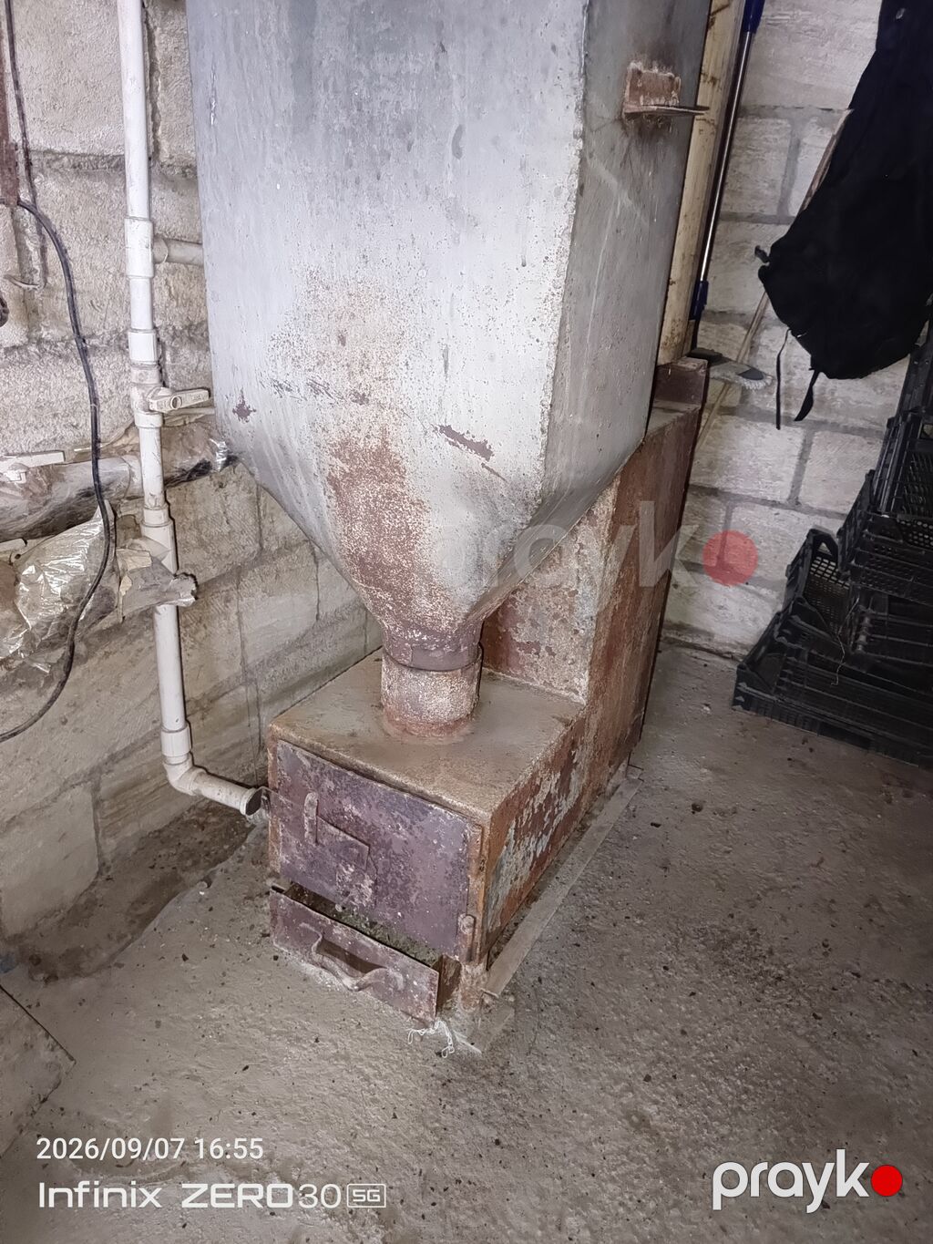 Atapleniya üçün kombi həm fındıq qabığınan həmdə odunla işliyir heç — Kombilər, Xaçmaz (3)