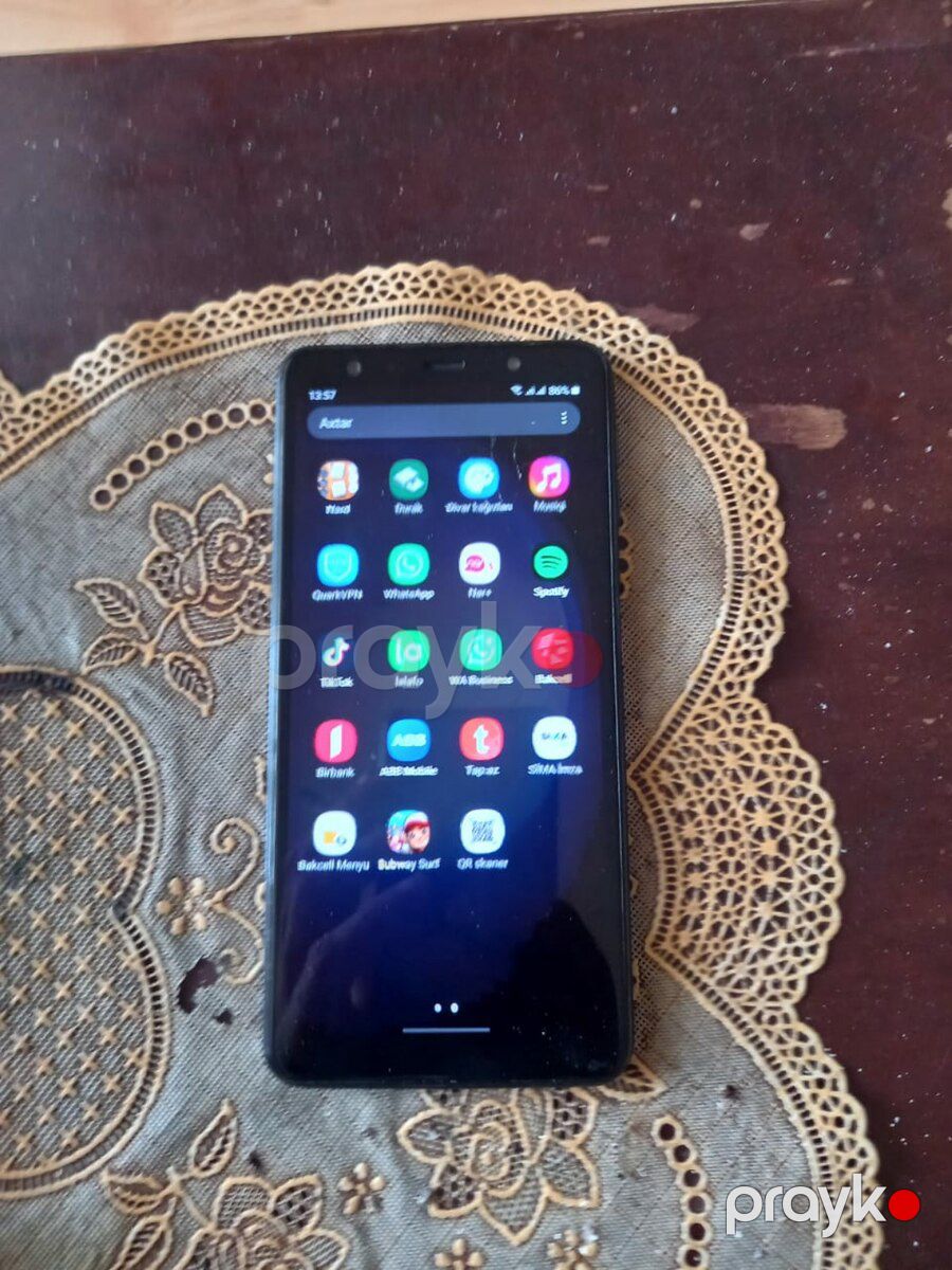 Samsung Galaxy A7 (2018) Black 64GB/4GB — Smartfonlar, Bakı (3)