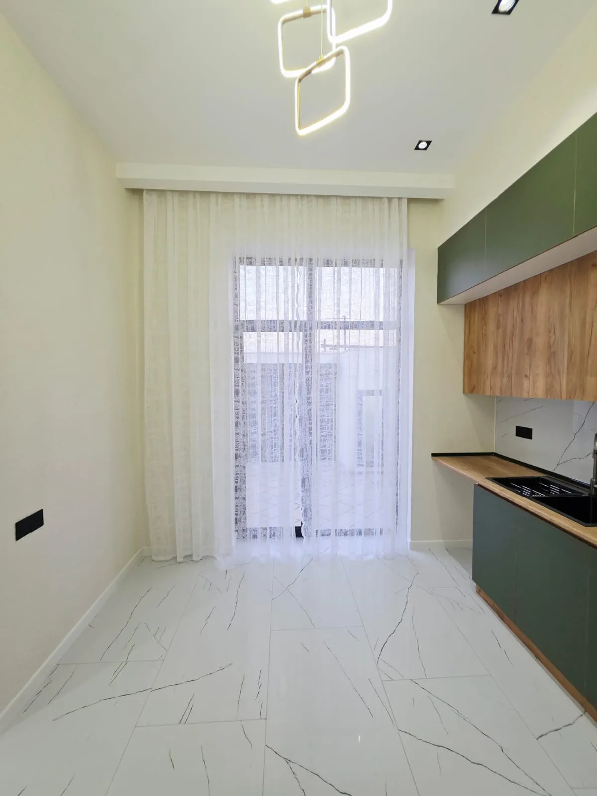 Şüvəlan, 4 otaqlı Həyət evi satılır - 125 m², 1 mərtəbə, 2.3 sot — Ev, villa, Bakı (7)