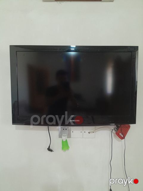 İşlənmiş Televizor Samsung QLED 70" 8K (7680x4320) — Mehdiabad