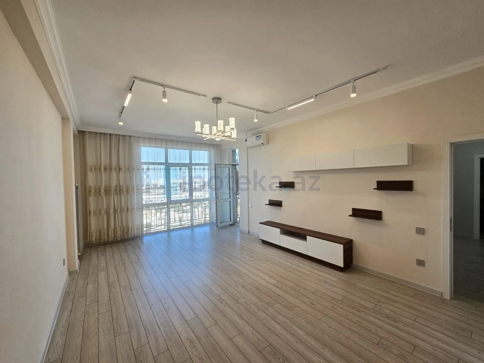 Satılır: 2 Otaq, Yeni tikili, Nərimanov r., 85.00 m² — Bakı