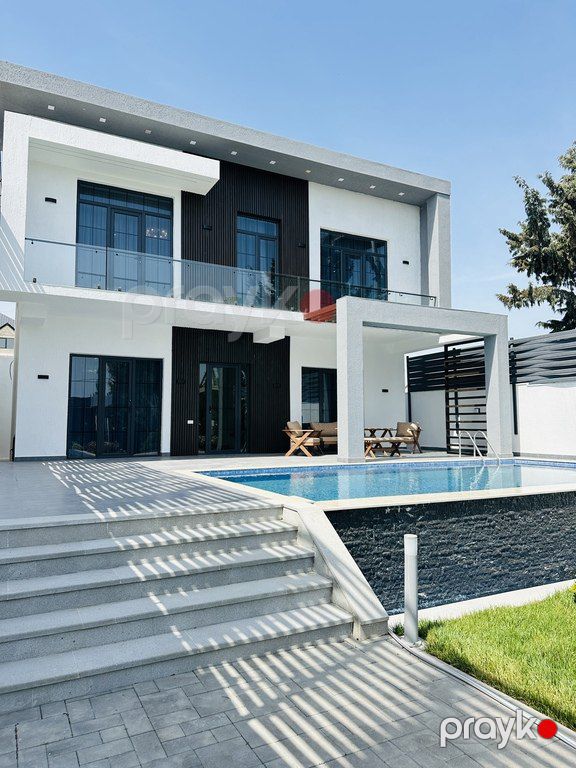 Satılır 5 otaqlı həyət evi/bağ evi 200 m² — Ev, villa, Bakı (2)
