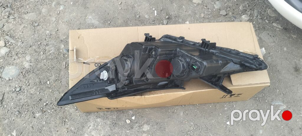 Komplekt, Yaxın və uzaq vuran işıqlar Toyota, 2012 il, İşlənmiş — Avtomobil işığı, Gəncə (3)