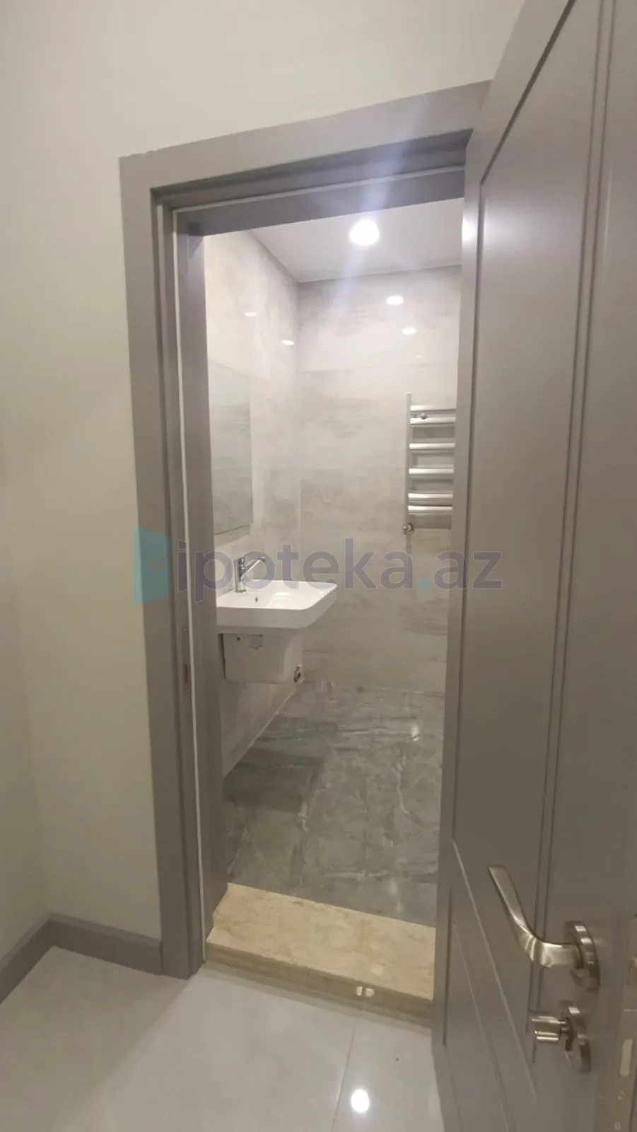 Satılır: 2 Otaq, Yeni tikili, Binəqədi r., 7-ci mkr q., 77.00 m² — Mənzil, Bakı (3)