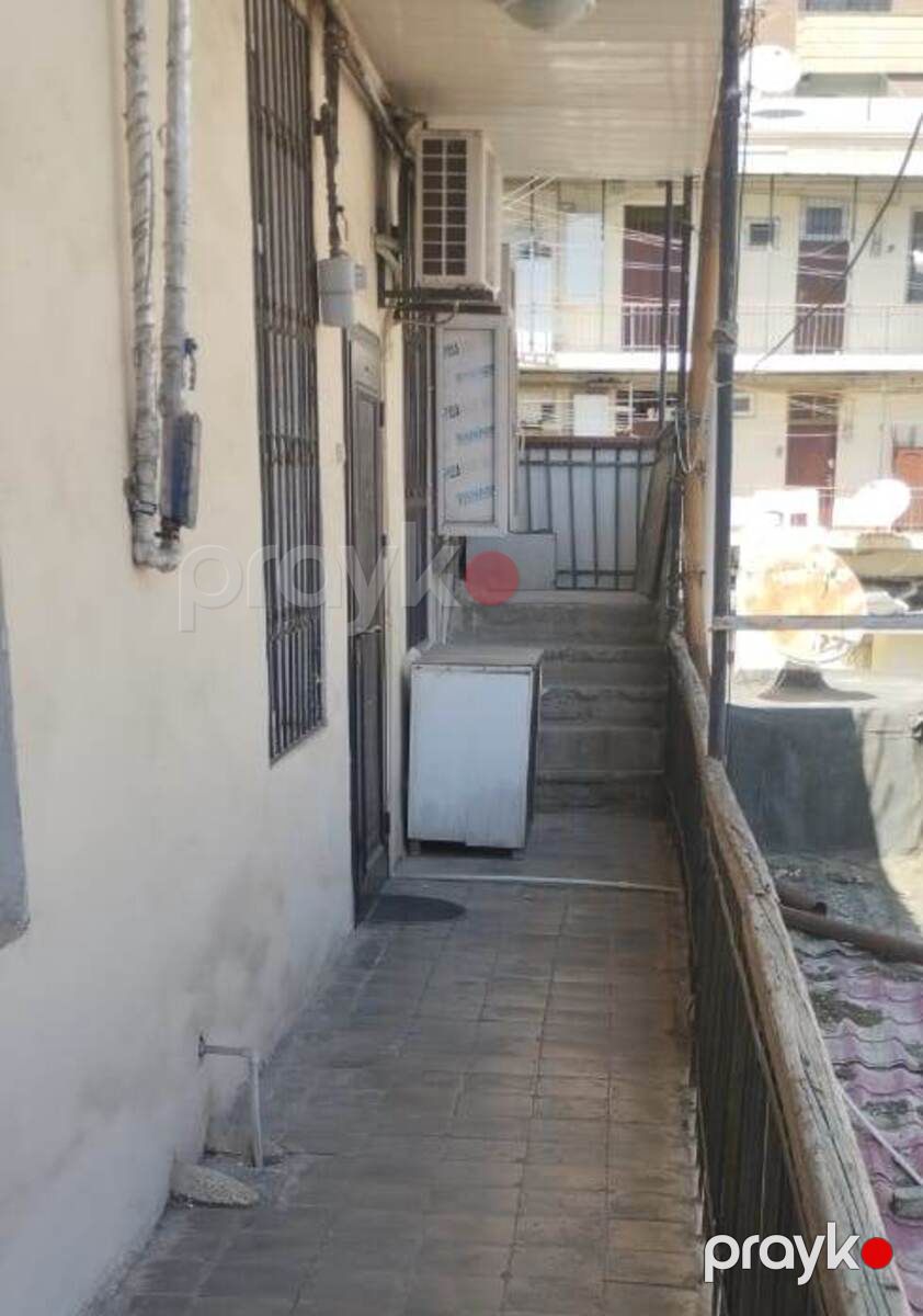Satılır 1 otaqlı köhnə tikili 42 m² — Mənzil, Bakı (12)