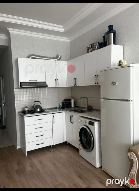 Mebel və texnika ilə tam təchiz olunmuş 2 otaqlı mənzil interyeri