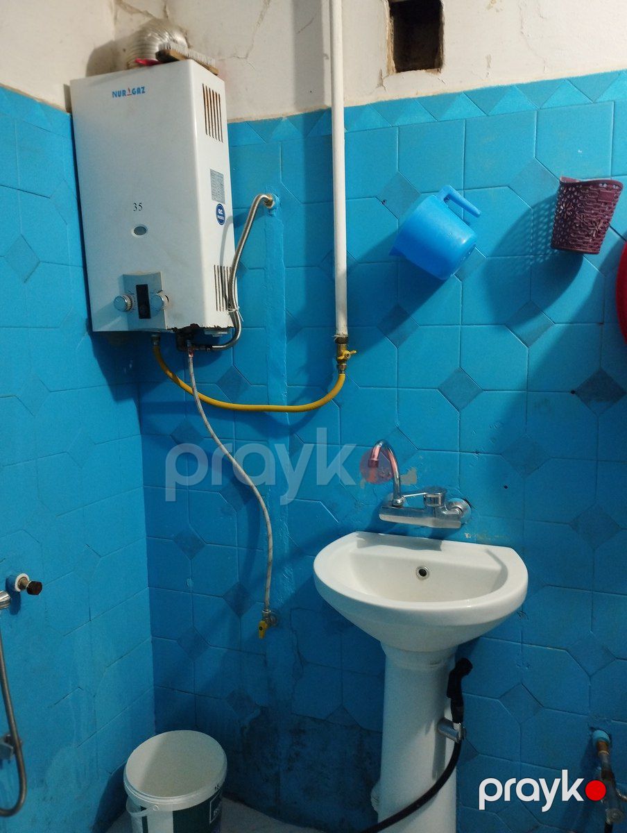 İcarəyə verilir 1 otaqlı köhnə tikili 35 m² — Mənzil, Bakı (9)