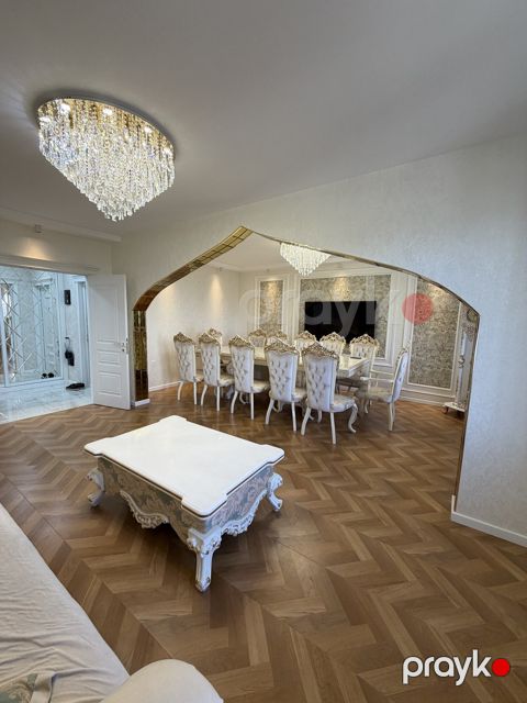 İcarəyə verilir 4 otaqlı köhnə tikili 100 m² — Bakı