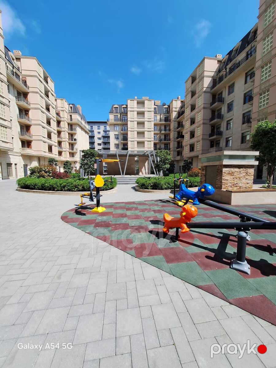 Satılır 4 otaqlı yeni tikili 210 m² — Mənzil, Bakı (2)