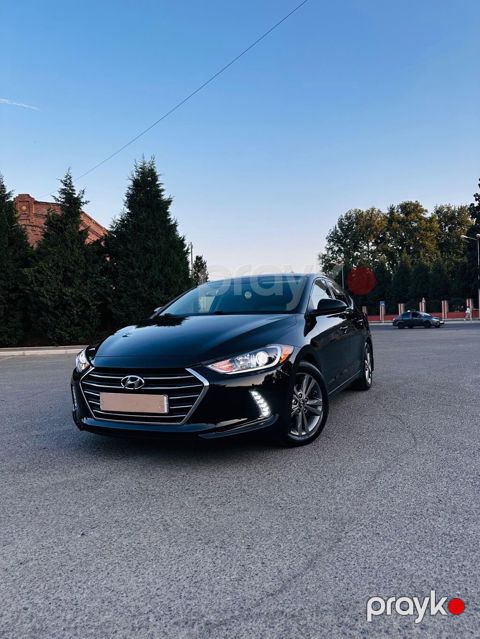 Hyundai Elantra – qara rəngli sedan İli 2019 Amerkadan təzə gəlib