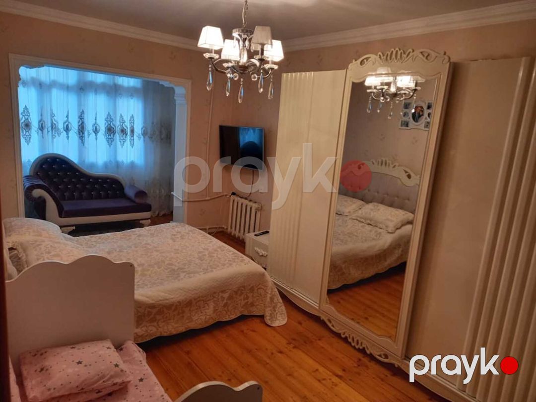 Satılır 4 otaqlı köhnə tikili 100 m² — Mənzil, Bakı (9)