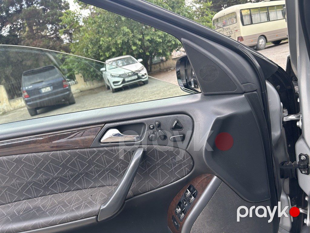 Mercedes C 200, 2.0 L, 2001 il, 325 000 km — Avtomobillər, Bakı (6)