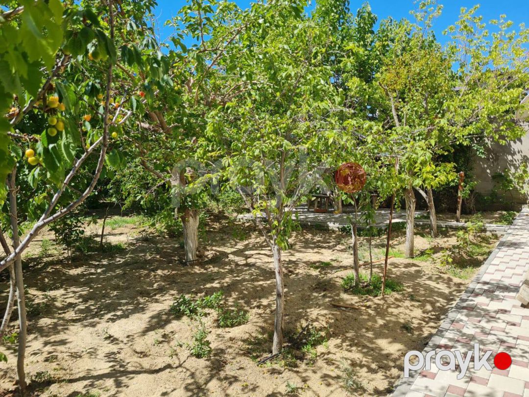 Satılır 6 otaqlı həyət evi/bağ evi 250 m² — Ev, villa, Bakı (4)