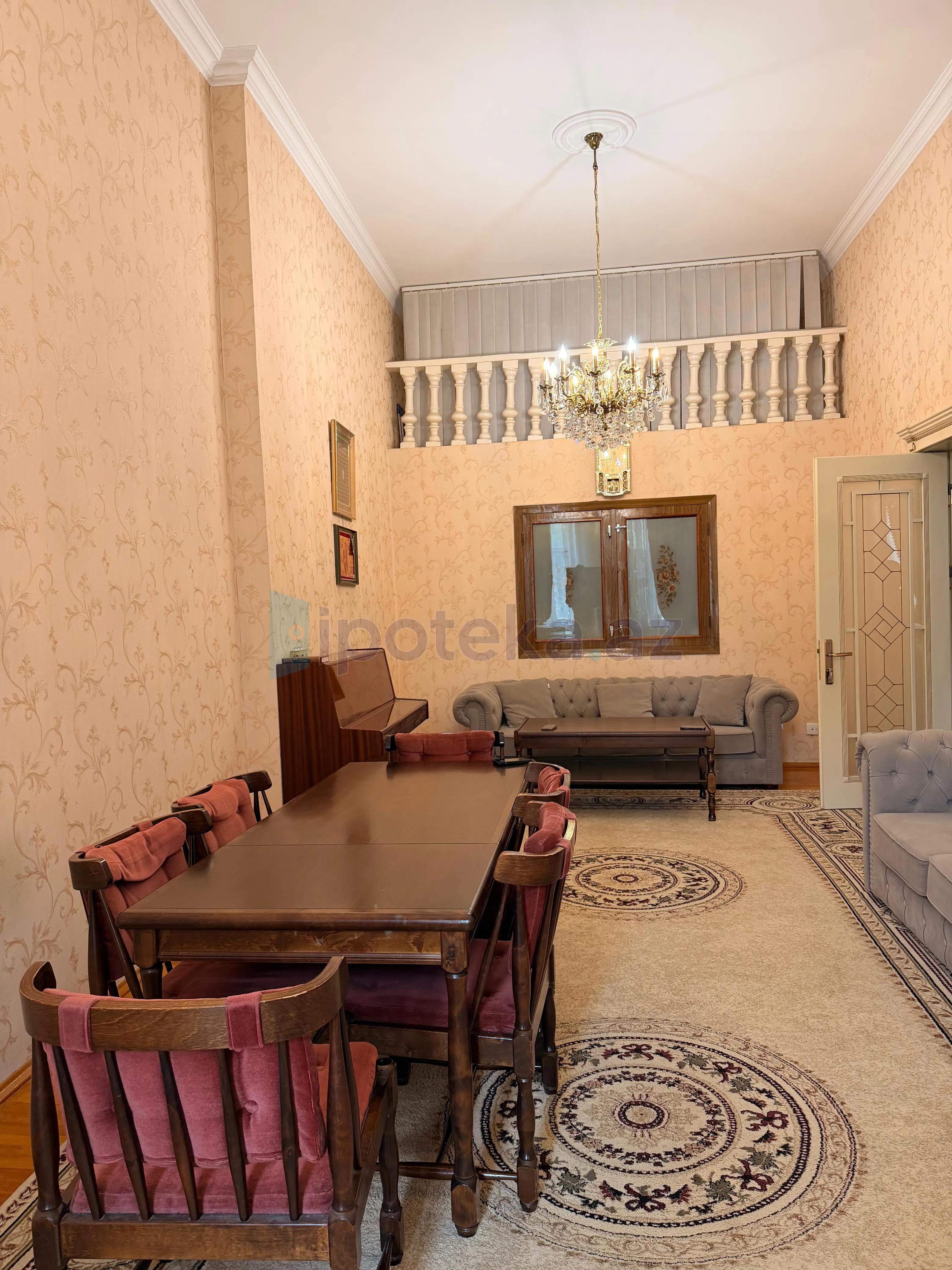 Satılır: 3 Otaq, Köhnə tikili, Səbail r., 100.00 m² — Mənzil (2)