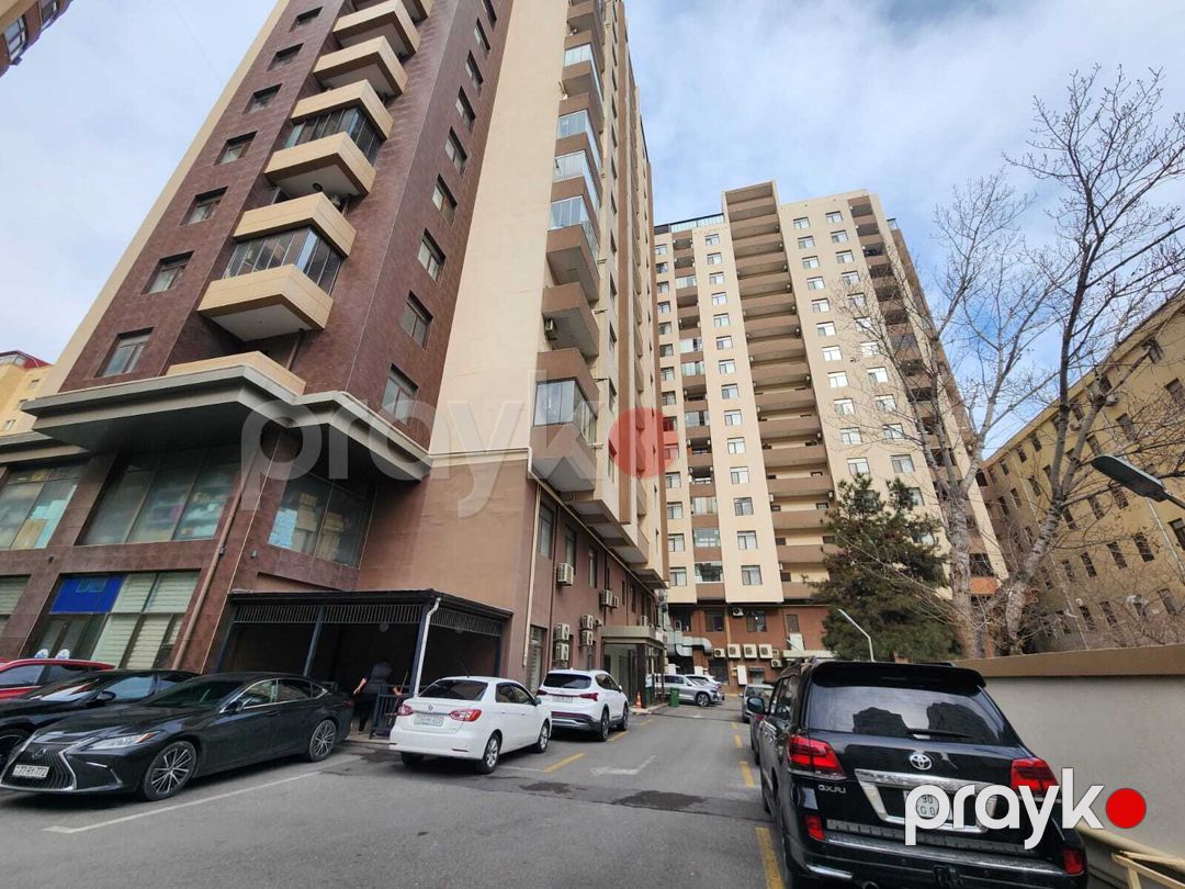 Satılır 4 otaqlı yeni tikili 210 m² — Mənzil, Bakı (2)