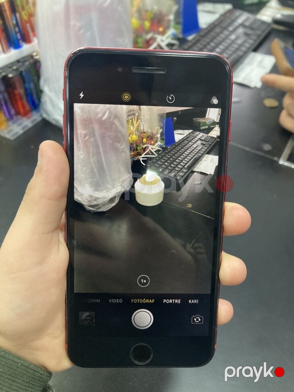 IPhone 8 Plus, Qırmızı, Barmaq izi — Apple iPhone, Xaçmaz (6)