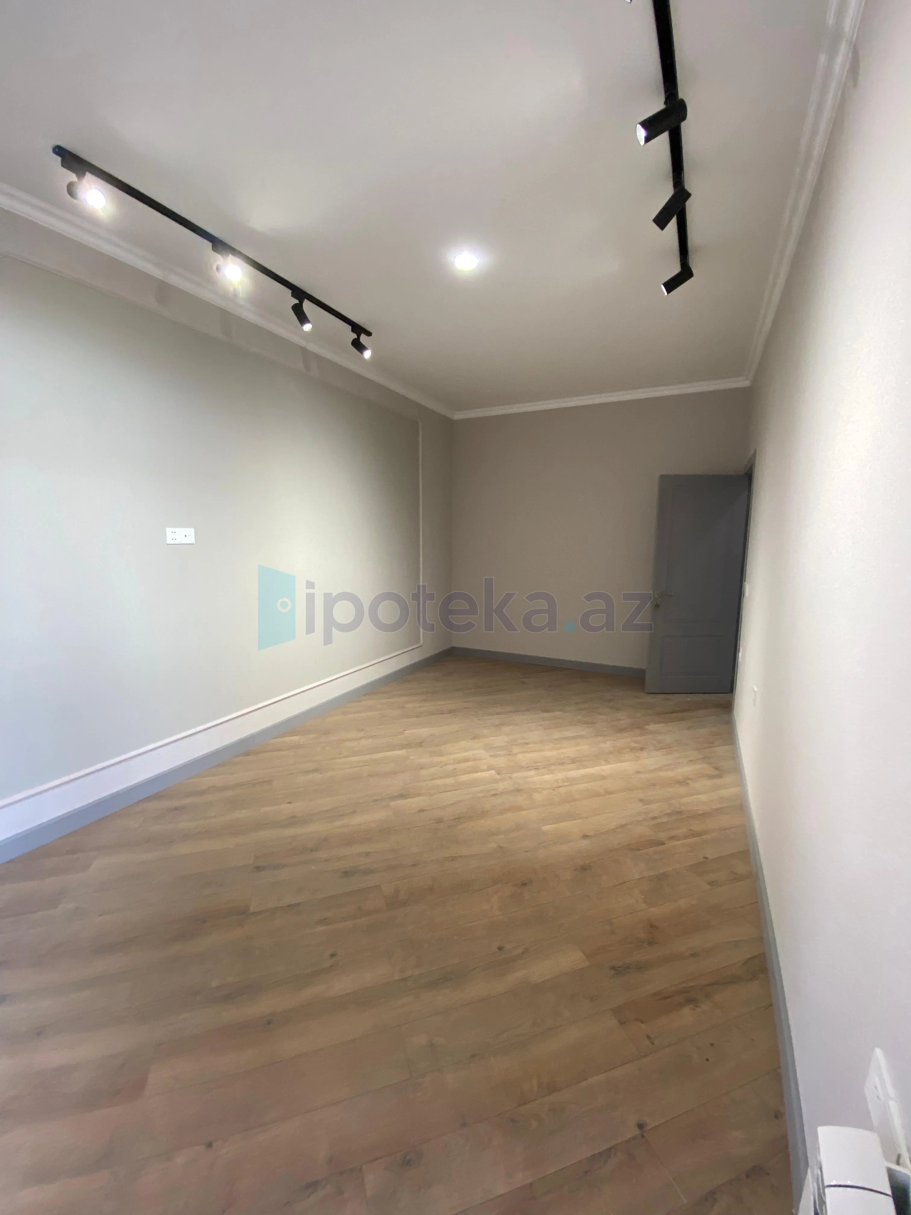 Satılır: 3 Otaq, Yeni tikili, Binəqədi r., 7-ci mkr q., 117.00 m² — Mənzil, Bakı (3)