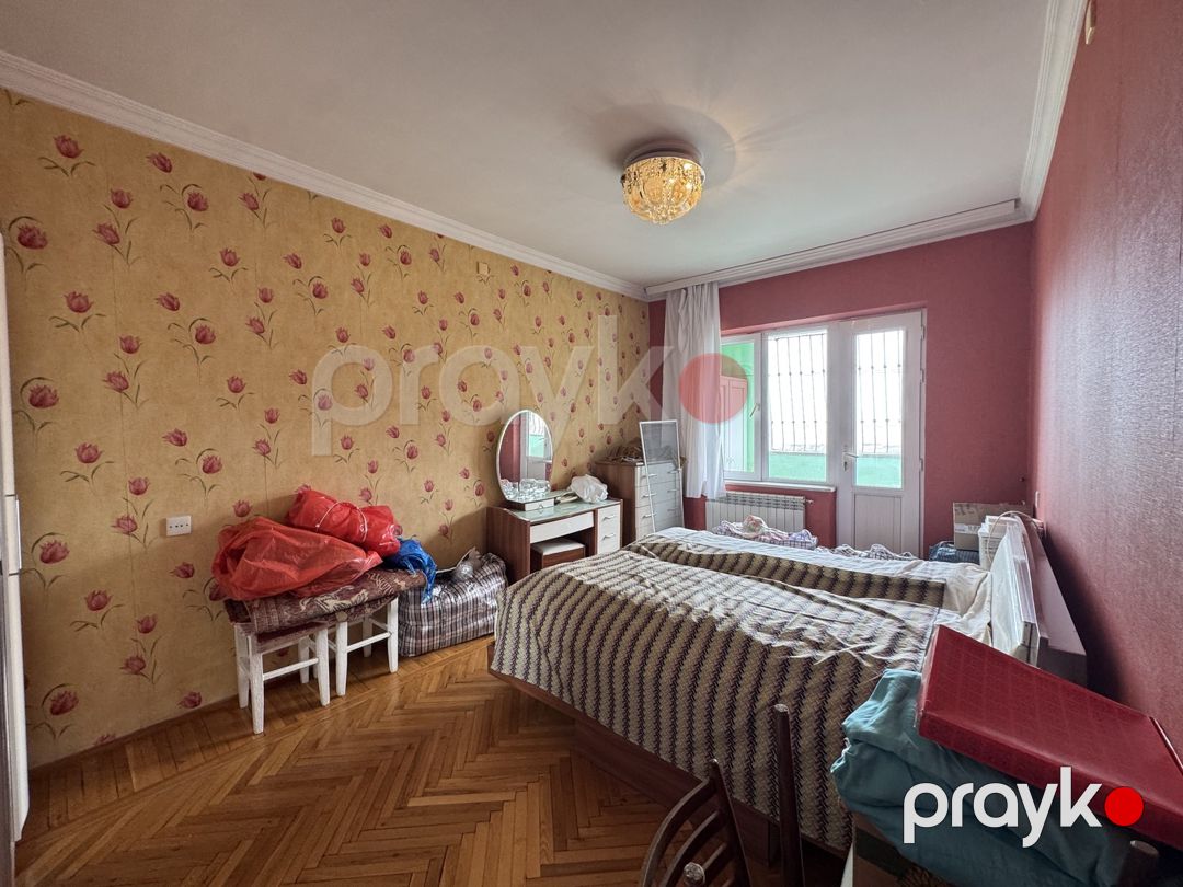 Satılır 4 otaqlı köhnə tikili 100 m² — Mənzil, Bakı (11)