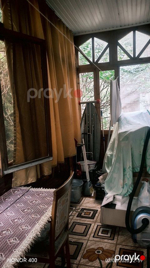 İcarəyə verilir 4 otaqlı köhnə tikili 120 m² — Bakı