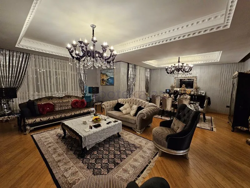 Satılır: 5 Otaq, Yeni tikili, Yasamal r., 310.00 m²