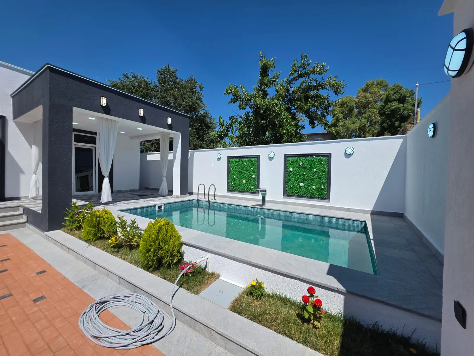 Şüvəlan, 4 otaqlı Villa satılır - 160 m², 1 mərtəbə, 2.6 sot — Bakı
