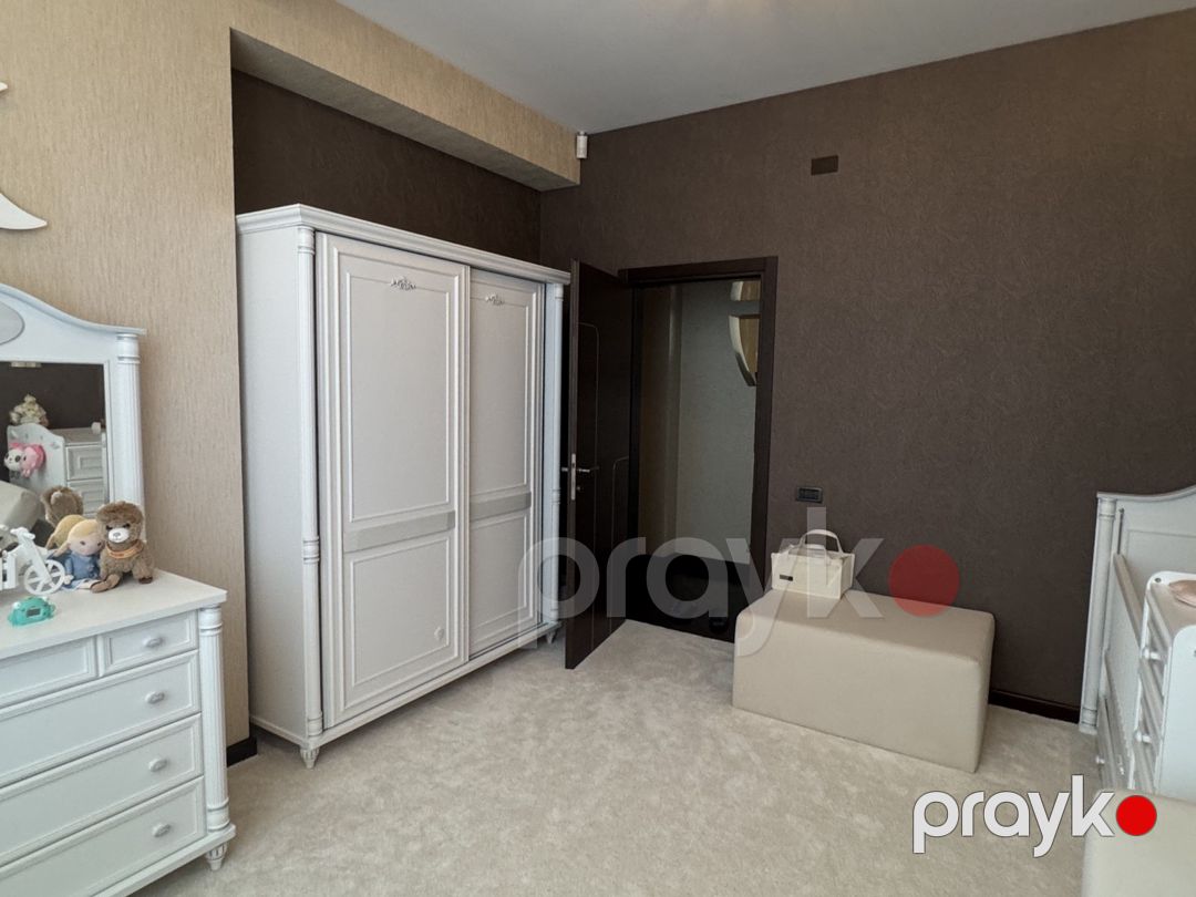 Satılır 4 otaqlı yeni tikili 200 m² — Mənzil, Bakı (7)
