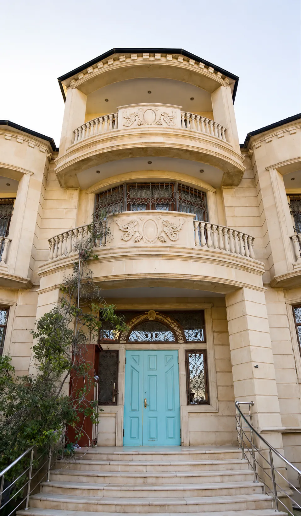Nəsimi m.st, 11 otaqlı Həyət evi satılır - 828.9 m², 3 mərtəbə, 9 sot — Ev, villa, Bakı (2)