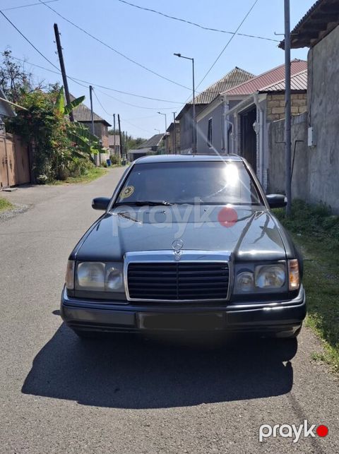 Mercedes E 220, 2.2 L, 1993 il, 352 137 km — Qəbələ