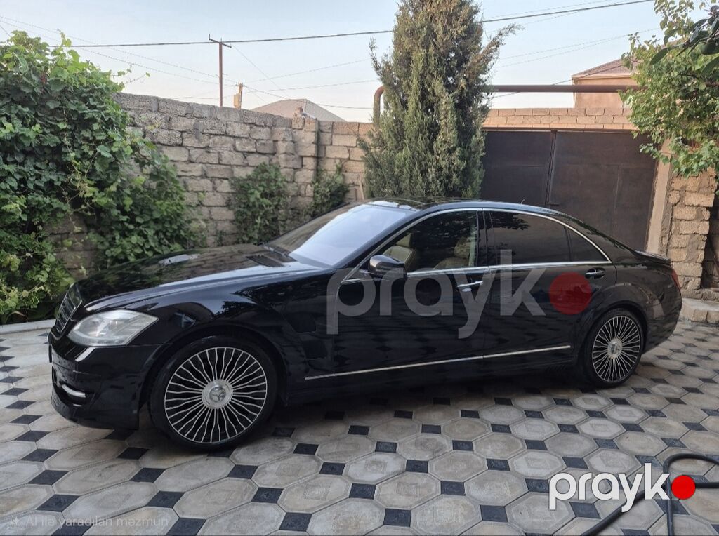 6 7 aydir maşının üstünə qoyulmuş Maybach 20 lik diskilərdir. Yeni — Diskləri, Bakı (3)