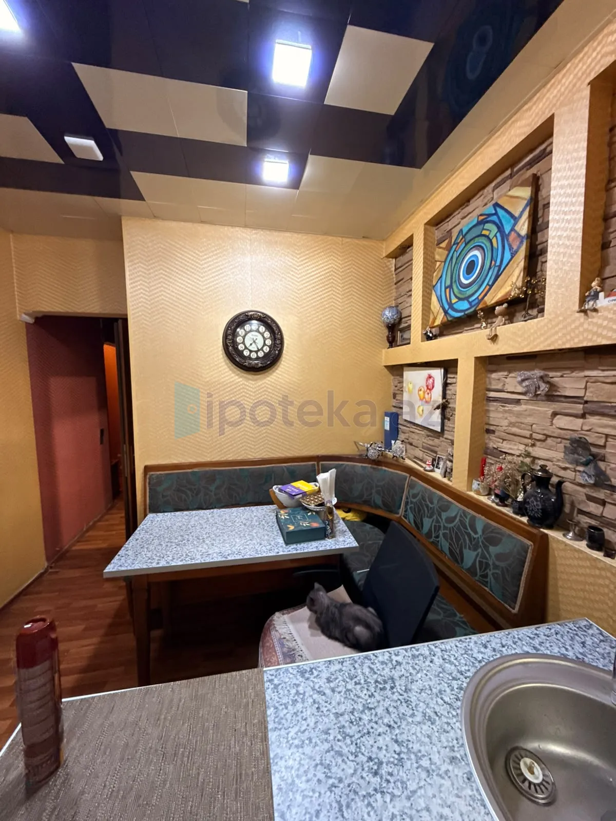 Satılır: 3 Otaq, Köhnə tikili, Nizami r., 65.00 m² — Mənzil, Bakı (7)