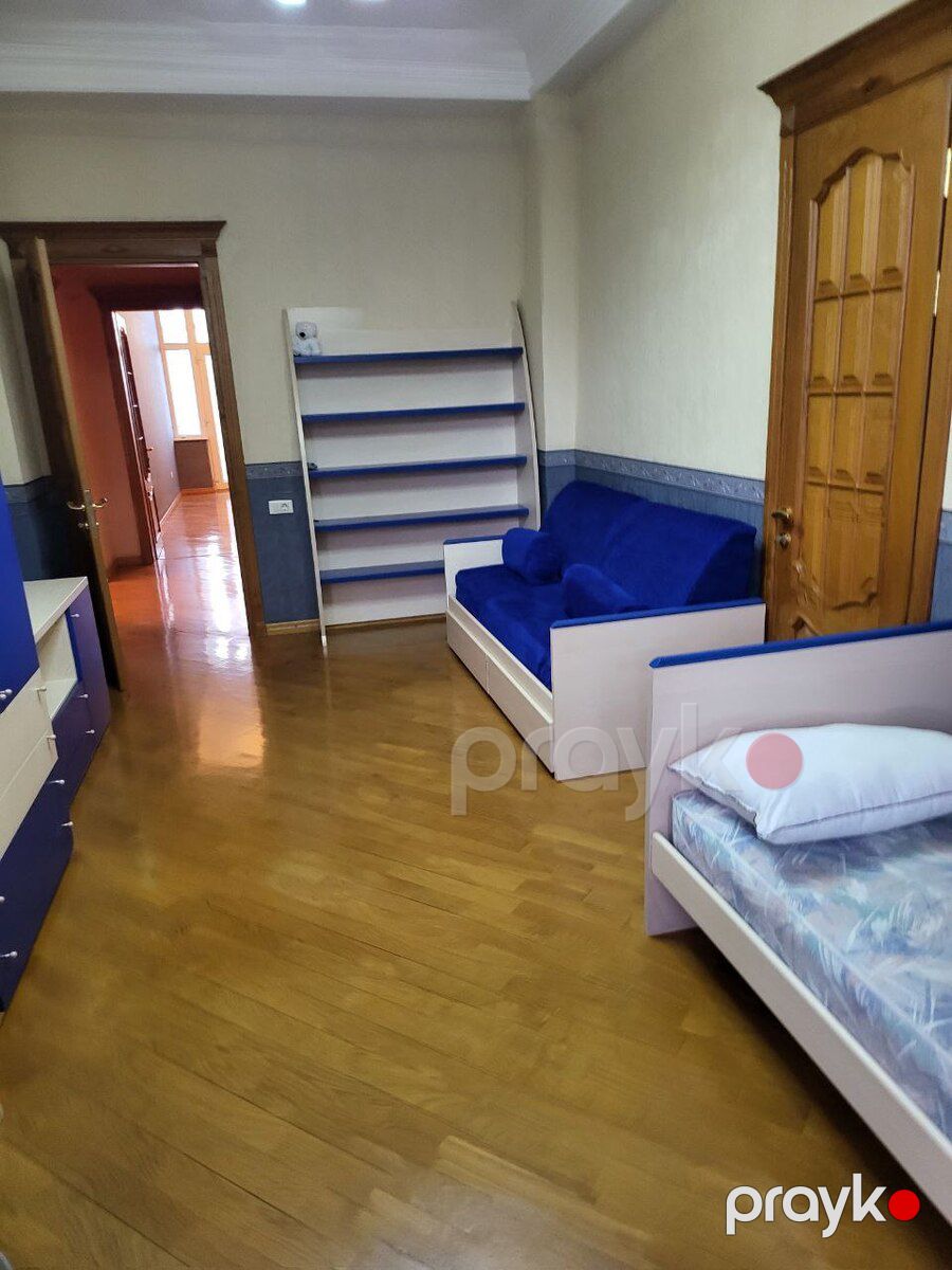 Satılır 5 otaqlı yeni tikili 220 m² — Mənzil, Bakı (9)