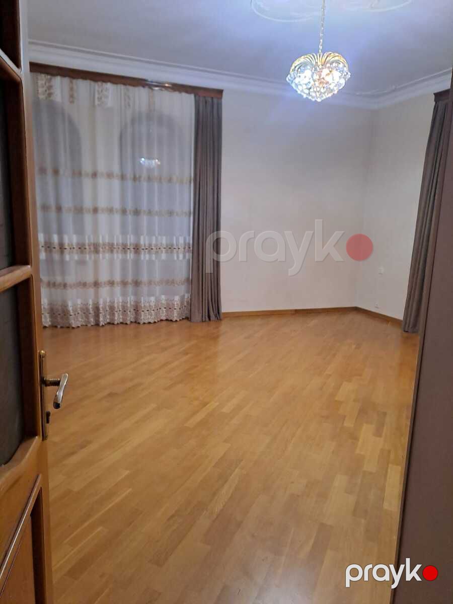 İcarəyə verilir 13 otaqlı həyət evi/bağ evi 700 m² — Ev, villa, Bakı (3)