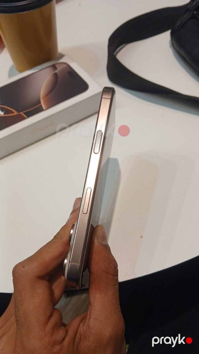 Apple iPhone 16 Pro Desert Titanium 256GB/8GB — Smartfonlar, Bakı (2)