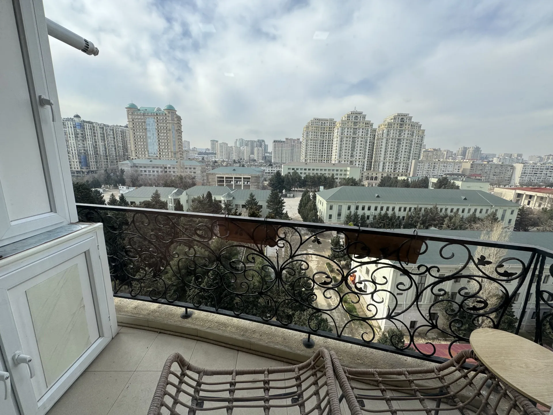 Elmlər Akademiyası m.st, 3 otaqlı Yeni tikili satılır - 147 m², 10/18 mərtəbə — Mənzil, Bakı (5)