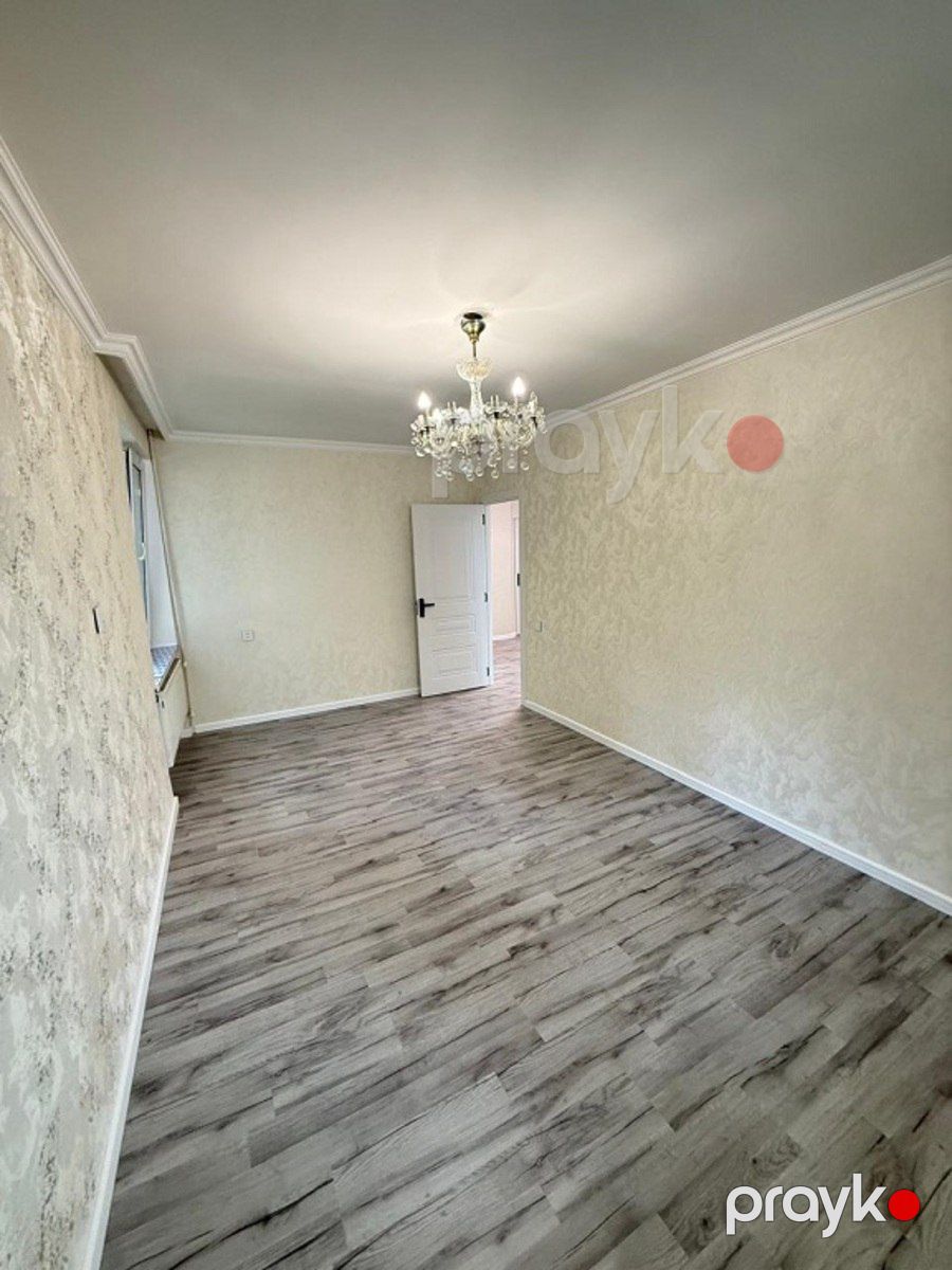 Satılır 3 otaqlı köhnə tikili 70 m² — Mənzil, Bakı (2)