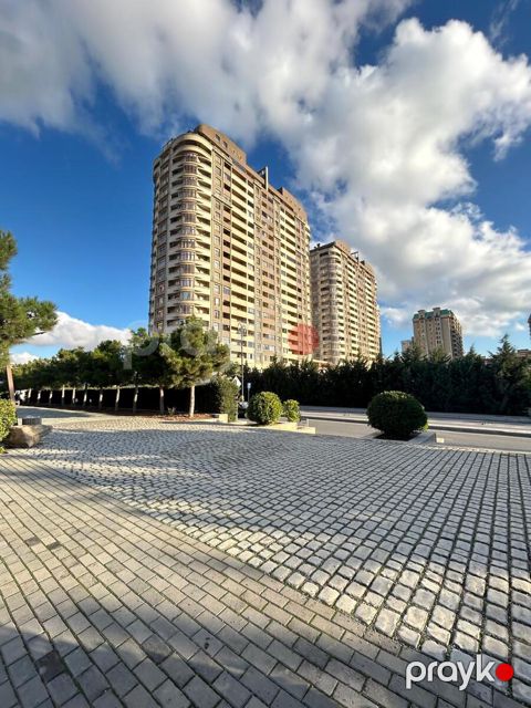 Satılır 3 otaqlı yeni tikili 165 m² — Bakı