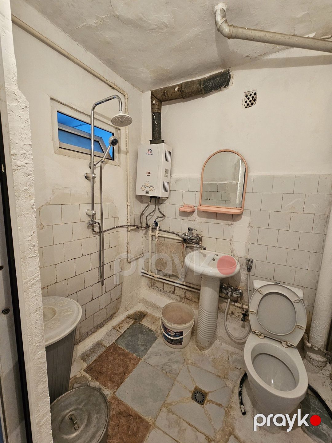 Satılır 2 otaqlı köhnə tikili 60 m² — Mənzil, Bakı (11)