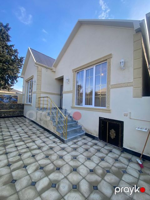 Satılır 6 otaqlı həyət evi/bağ evi 200 m² — Bakı