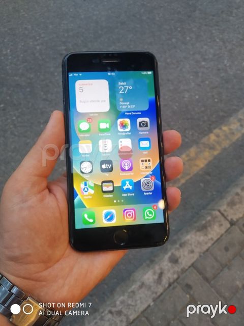 Apple iPhone 8 Plus Space Gray 64GB — Bakı