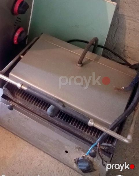 Nure Toster satılır 150 AZN Müşfiqabad qəsəbəsi Kod: 1163 — Bakı