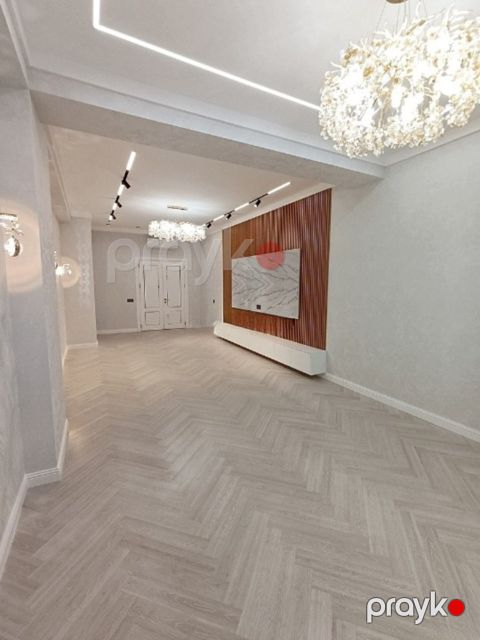 Satılır 4 otaqlı yeni tikili 173 m² — Bakı