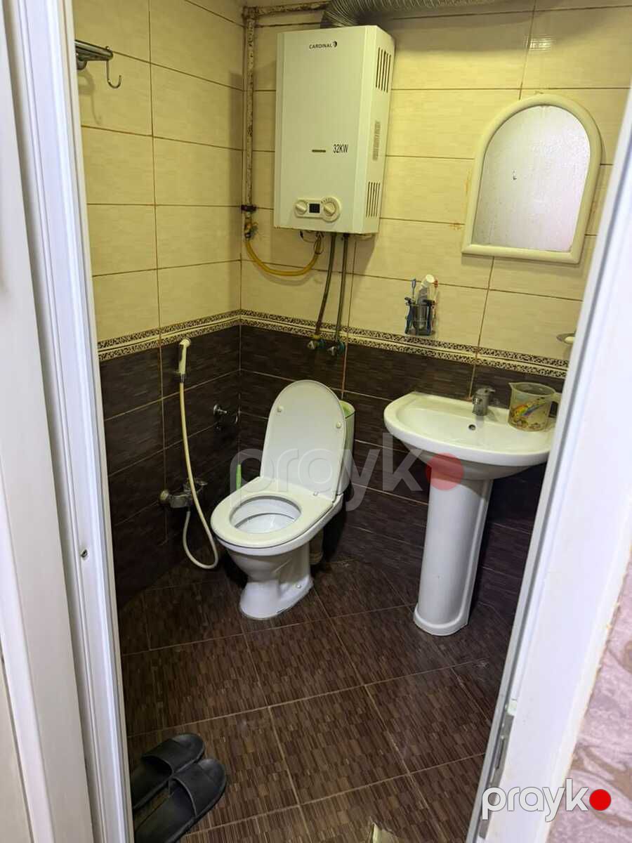 Satılır 2 otaqlı köhnə tikili 54 m² — Mənzil, Bakı (7)