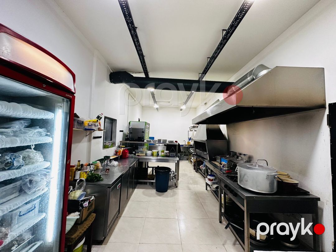 Satılır obyekt 280 m² — Əmlak, Bakı (5)