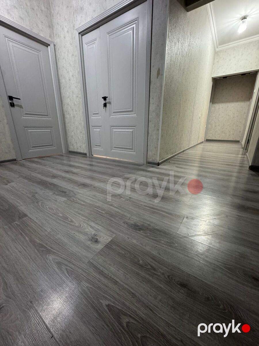 Satılır 4 otaqlı köhnə tikili 100 m² — Mənzil, Bakı (8)