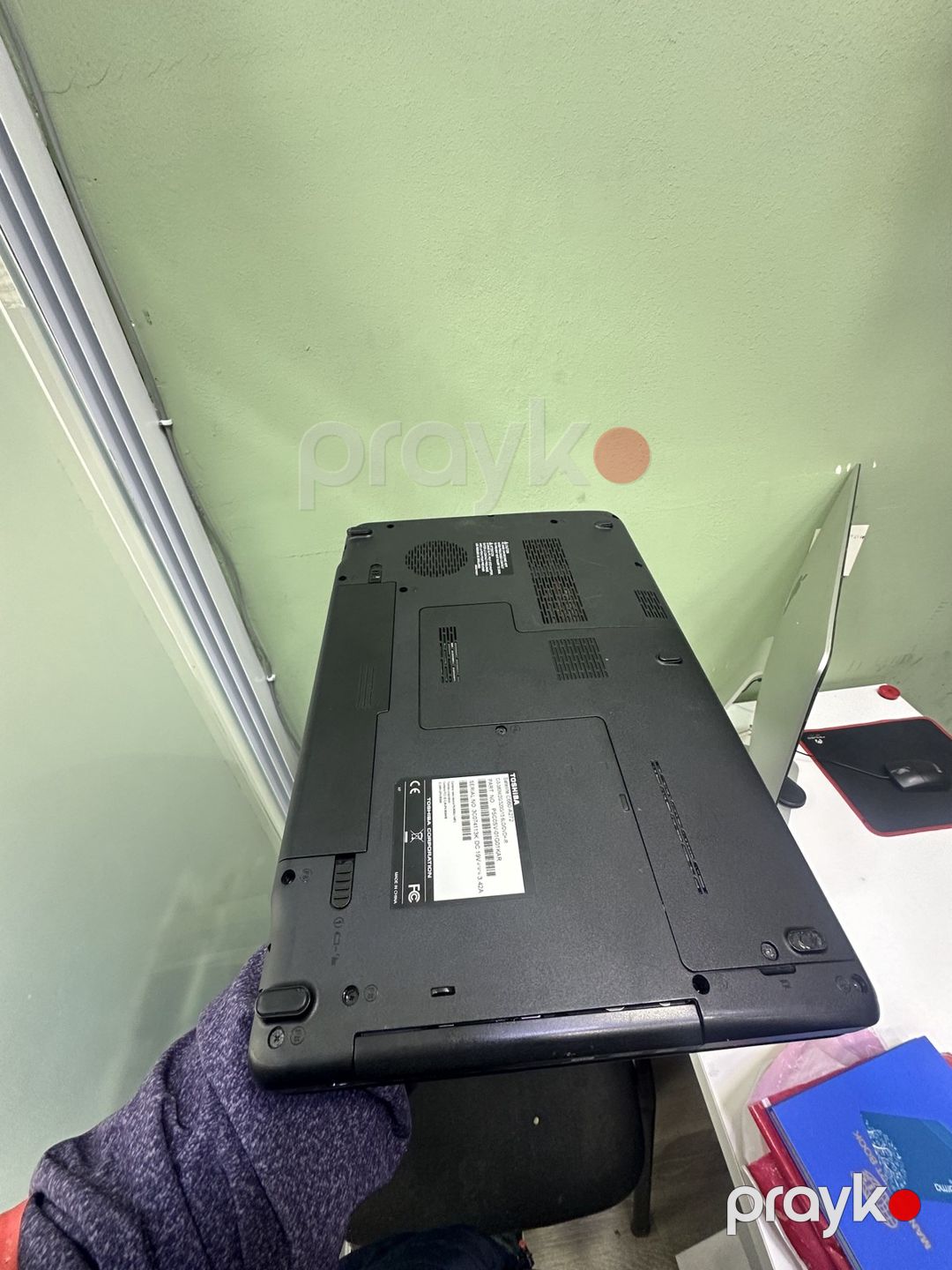Noutbuk Toshiba — Noutbuklar, Bakı (3)