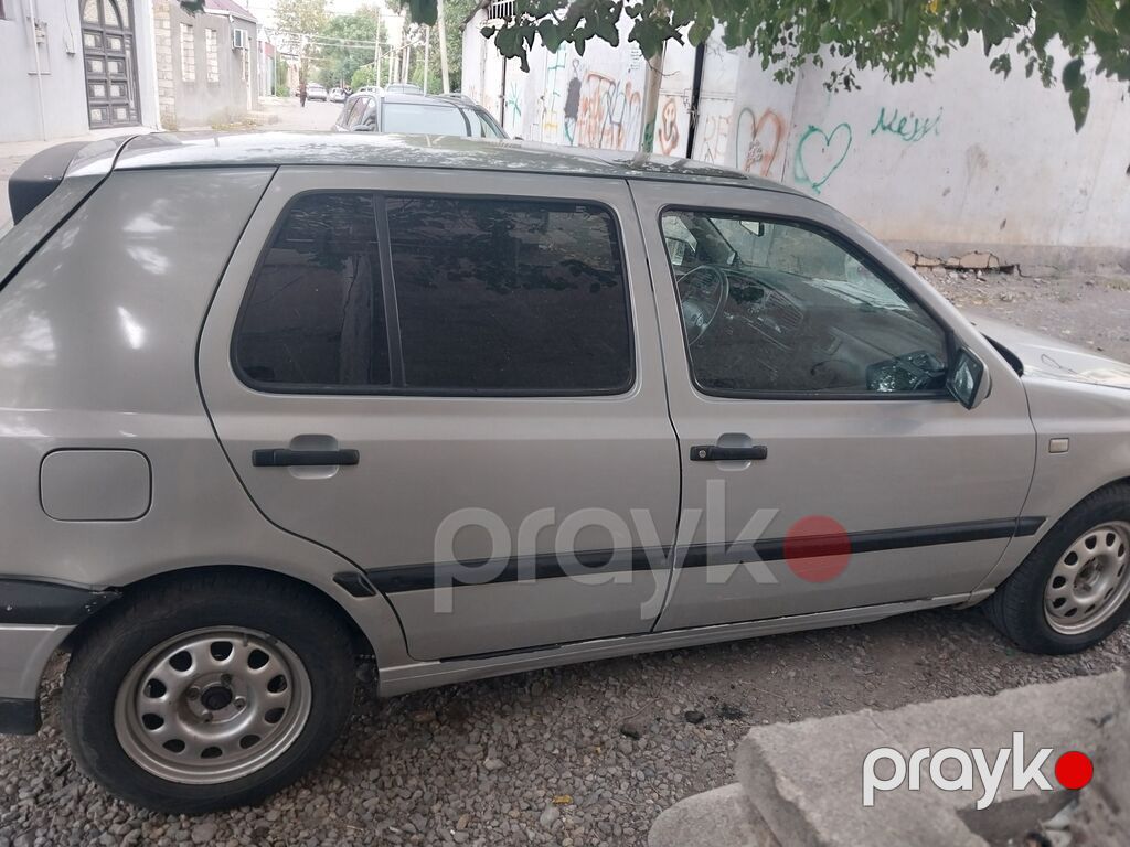 Volkswagen Golf: 1.6 l 1993 il Hetçbek — Avtomobillər, Gəncə (3)