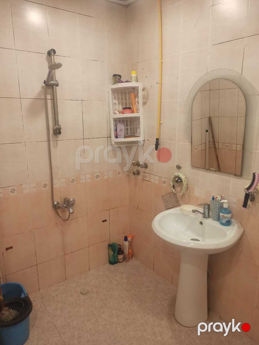 Satılır 2 otaqlı köhnə tikili 65 m² — Mənzil, Bakı (11)