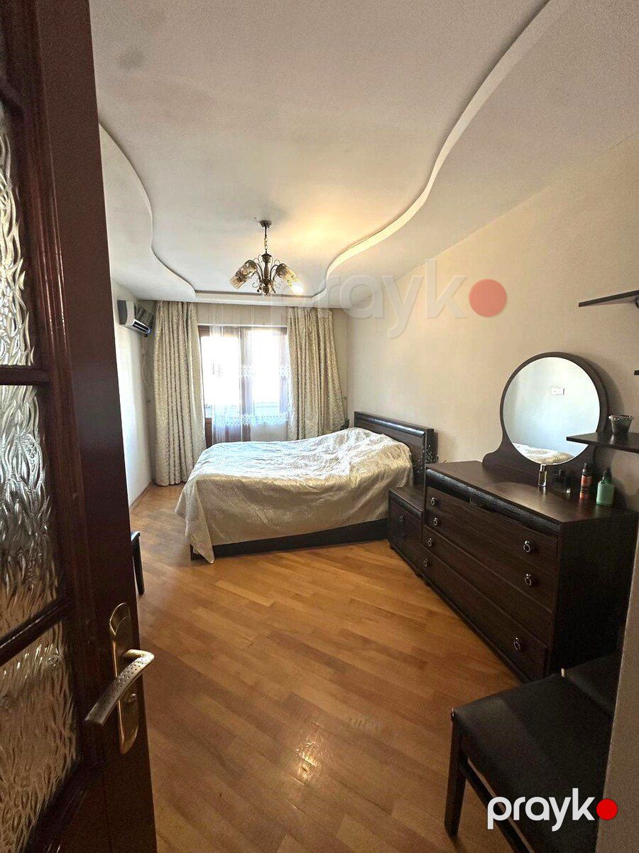 Satılır 4 otaqlı köhnə tikili 120 m² — Mənzil, Bakı (5)